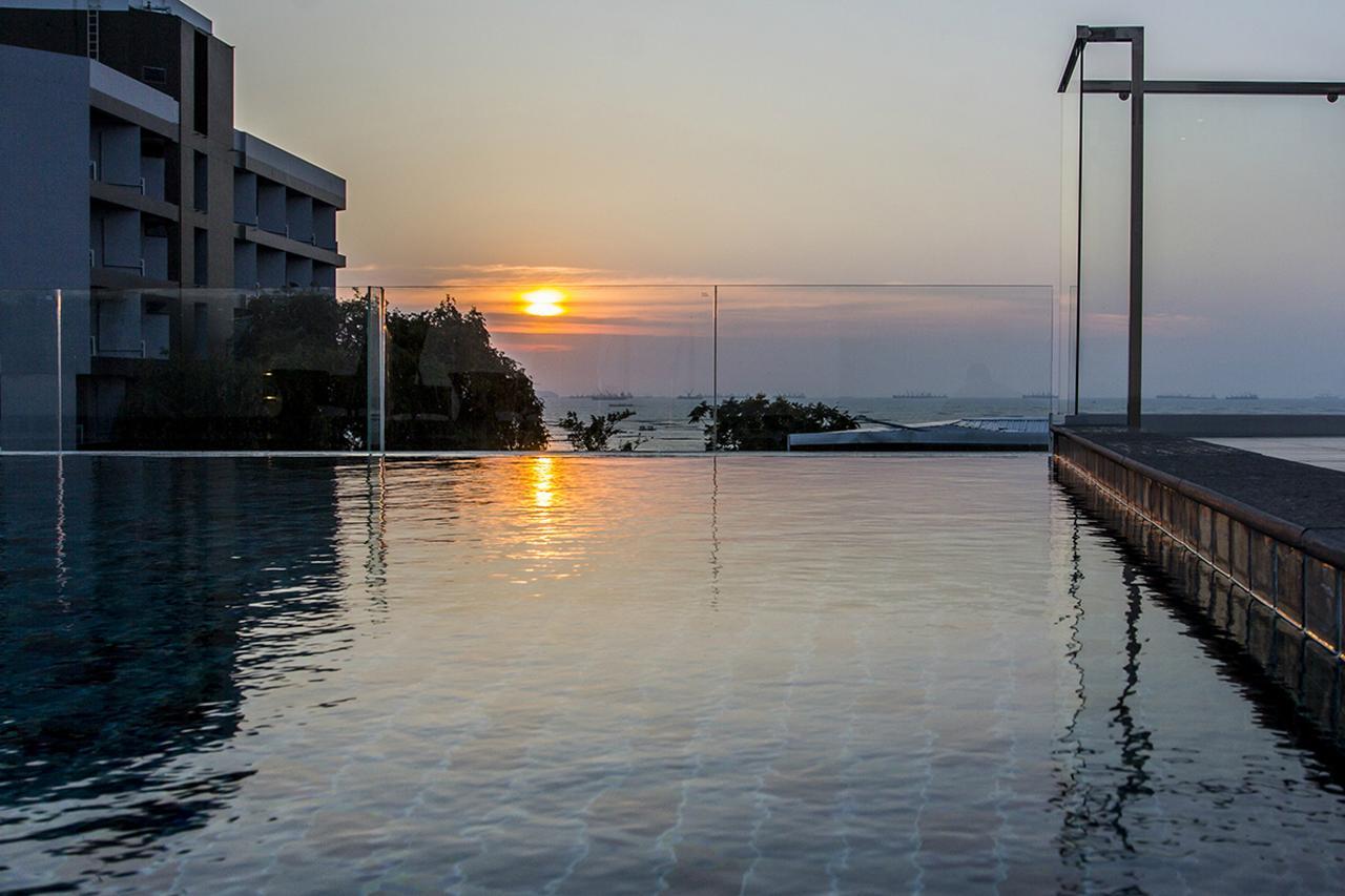 Karin Hotel & Service Apartment - Sha Extra Plus Si Racha Bagian luar foto
