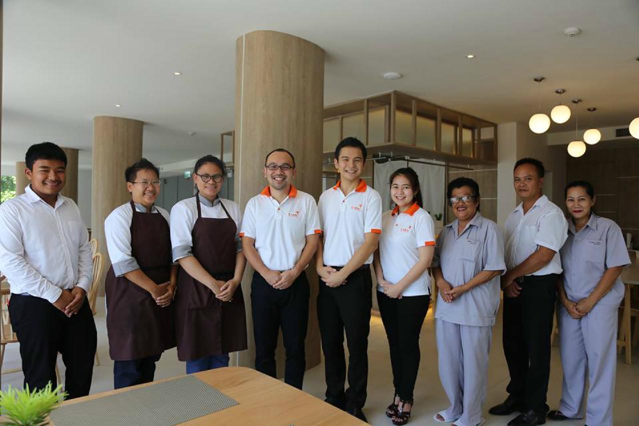 Karin Hotel & Service Apartment - Sha Extra Plus Si Racha Bagian luar foto