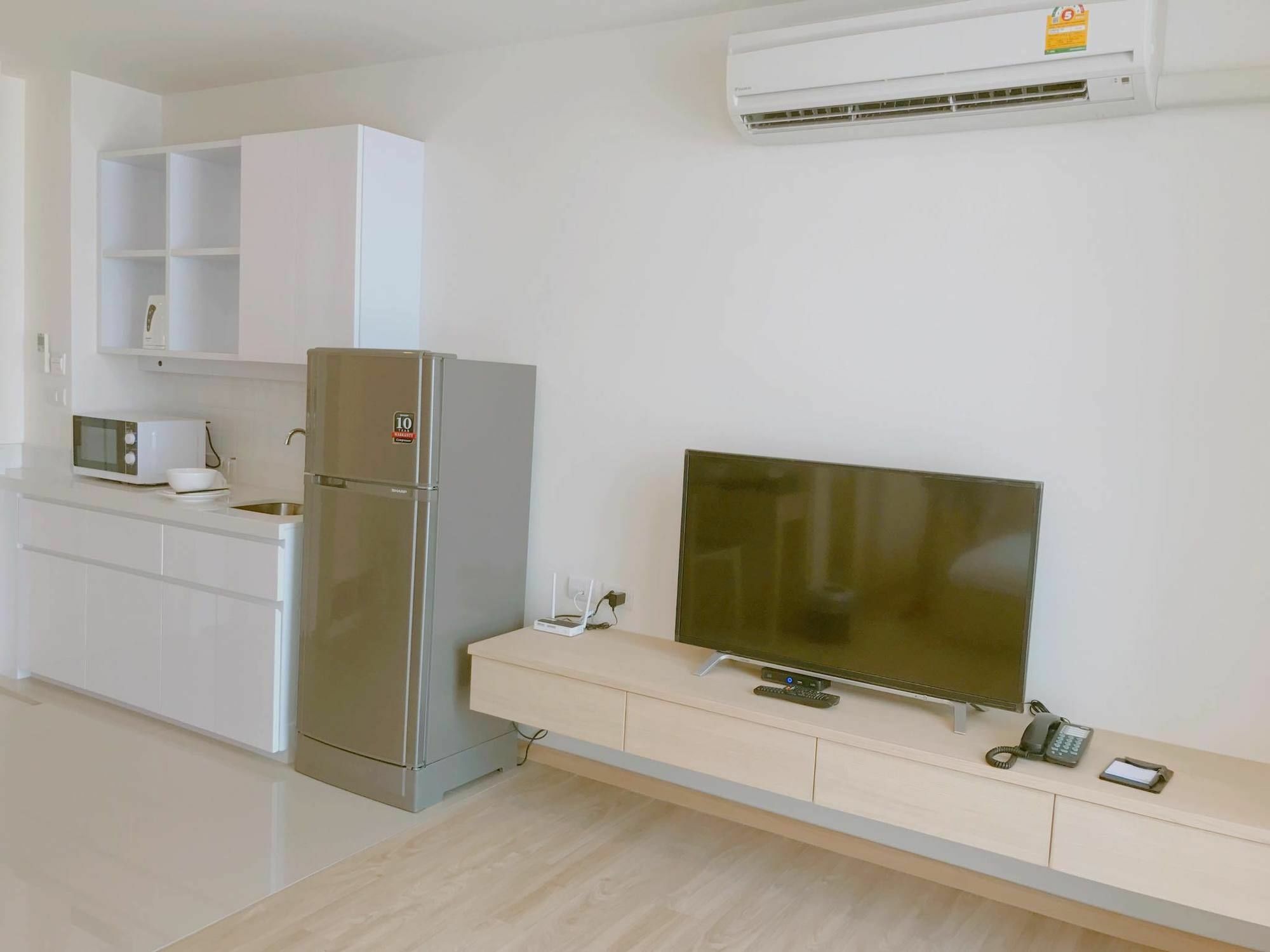 Karin Hotel & Service Apartment - Sha Extra Plus Si Racha Bagian luar foto